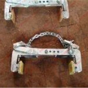 ���ؙC����