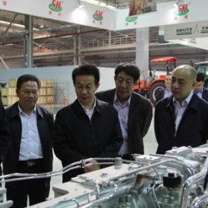 ʡ�֏��������L�{(di��o)���R�����b����������(f��)�Ϸʮa(ch��n)�I(y��)��Ⱥ�l(f��)չ